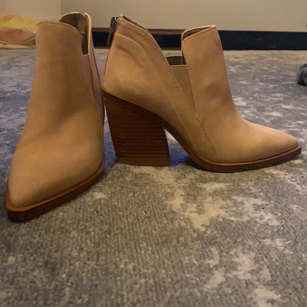 Vince Camino Gradina Block Heel Bootie